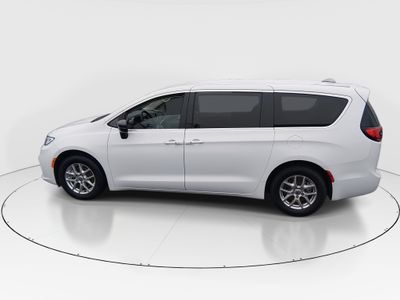 2024 Chrysler Pacifica — interior view