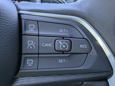 2025 Jeep Grand Cherokee — photo 24 view