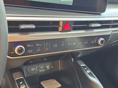 2026 Kia Sorento — photo 25 view