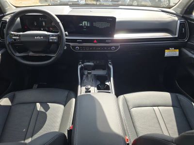 2026 Kia Sorento — photo 12 view