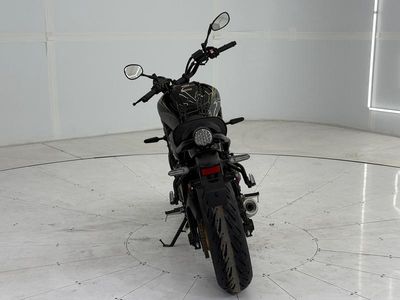 2025 Yamaha XSR700 - Photo 5