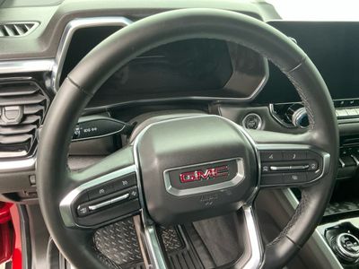 2025 GMC Canyon - Photo 13