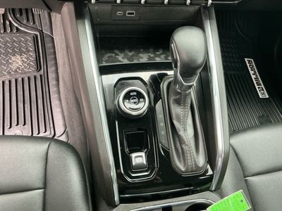 2025 GMC Canyon - Photo 12