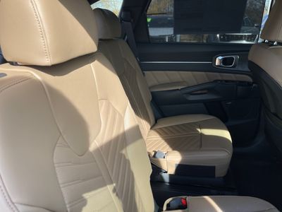 2026 Kia Sorento — photo 14 view