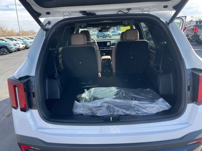 2026 Kia Sorento — photo 17 view