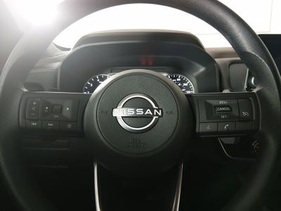2023 Nissan Rogue — photo 12 view