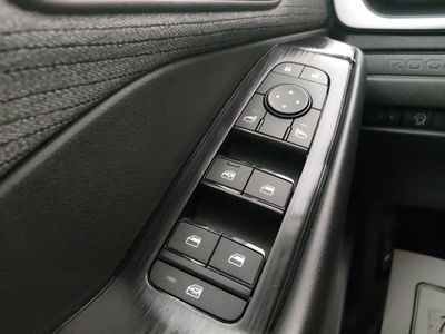 2023 Nissan Rogue — photo 21 view