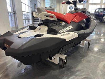 2025 Sea-Doo Spark Trixx for 3 Rotax 900 ACE - 90 iBR and Audio - Photo 5