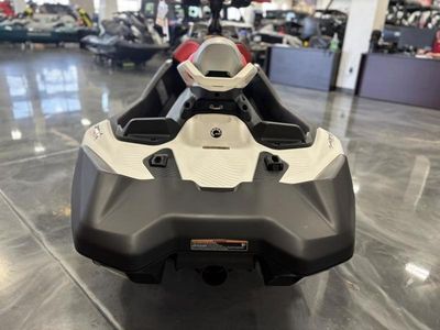 2025 Sea-Doo Spark Trixx for 3 Rotax 900 ACE - 90 iBR and Audio - Photo 6