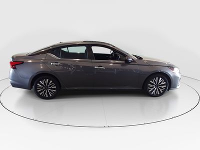 2024 Nissan Altima - Photo 8