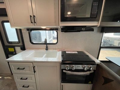 2025 Jayco Jay Flight SLX - Photo 20