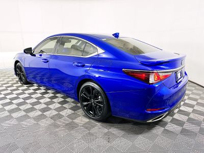 2023 Lexus ES - Photo 5