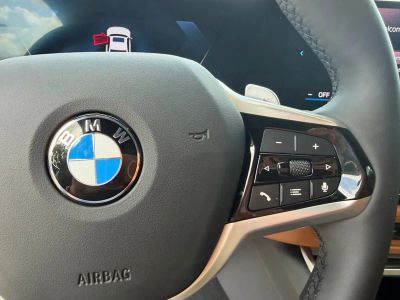 2025 BMW 3 Series — photo 19 view