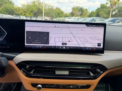 2025 BMW 3 Series — photo 22 view