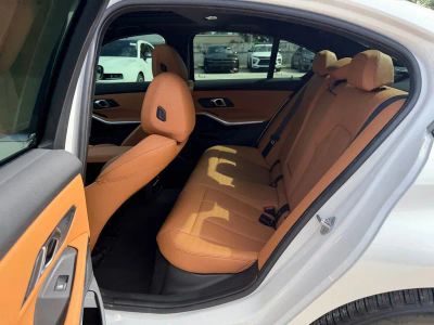 2025 BMW 3 Series — photo 29 view