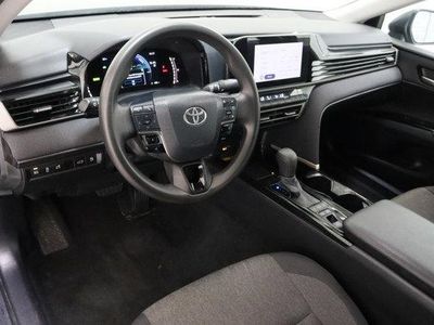 2025 Toyota Camry FWD - Photo 12