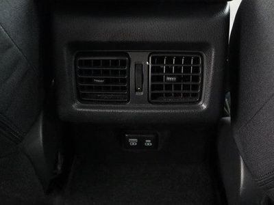 2025 Toyota Camry FWD - Photo 27