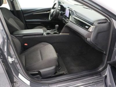 2025 Toyota Camry FWD - Photo 35