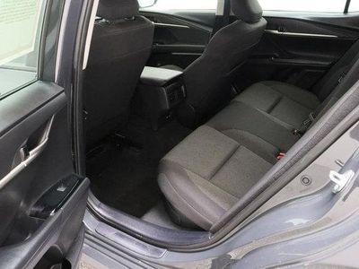 2025 Toyota Camry FWD - Photo 25