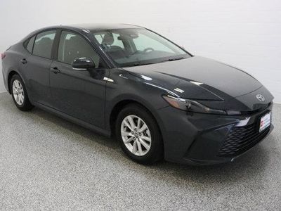 2025 Toyota Camry FWD - Photo 4
