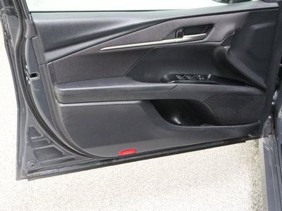 2025 Toyota Camry FWD - Photo 11
