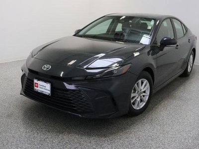 2025 Toyota Camry FWD - Photo 2