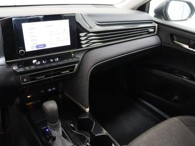 2025 Toyota Camry FWD - Photo 14