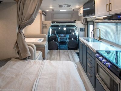 2026 Thor Motor Coach Quantum Sprinter - Photo 3