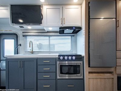2026 Thor Motor Coach Quantum Sprinter - Photo 12