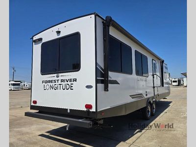 2026 EAST TO WEST Longitude - Photo 26