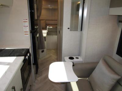 2026 Thor Motor Coach GEMINI - Photo 3