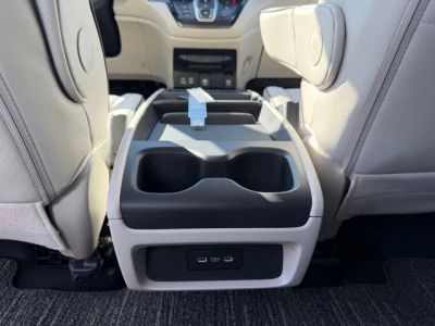 2026 Honda Odyssey — photo 8 view