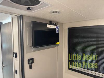 2026 Coachmen RV Entourage — photo 43 view