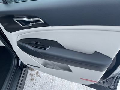 2025 Kia Sportage — photo 21 view