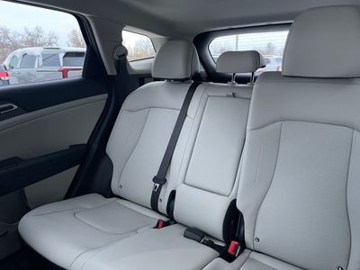 2025 Kia Sportage — photo 18 view