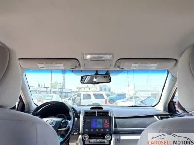 2014 Toyota Camry Hybrid — photo 31 view