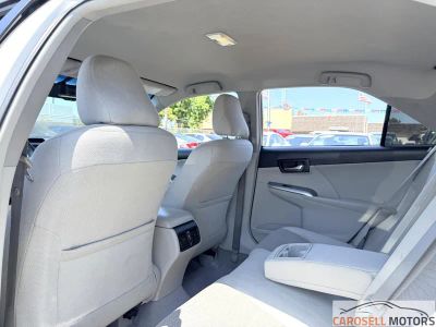 2014 Toyota Camry Hybrid — photo 30 view