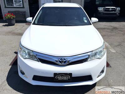 2014 Toyota Camry Hybrid — photo 9 view