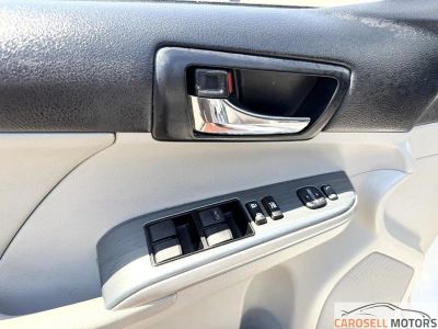 2014 Toyota Camry Hybrid — photo 28 view