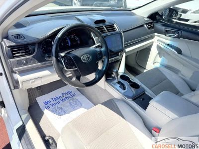 2014 Toyota Camry Hybrid — photo 16 view