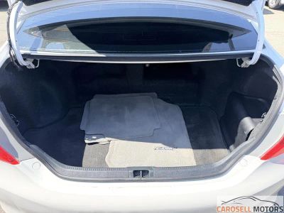 2014 Toyota Camry Hybrid — photo 35 view