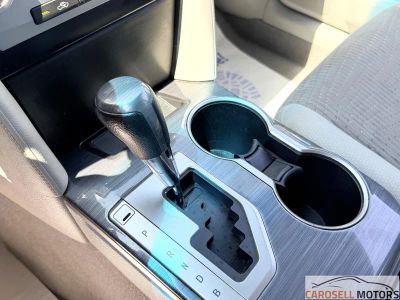 2014 Toyota Camry Hybrid — photo 27 view