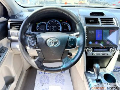 2014 Toyota Camry Hybrid — photo 19 view