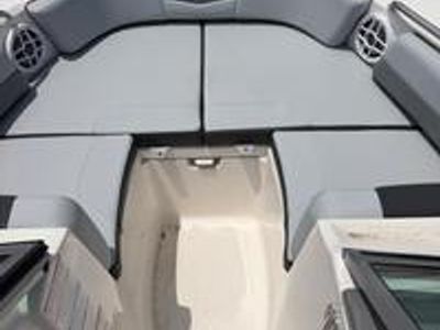 2026 Robalo 207 DC - Photo 8