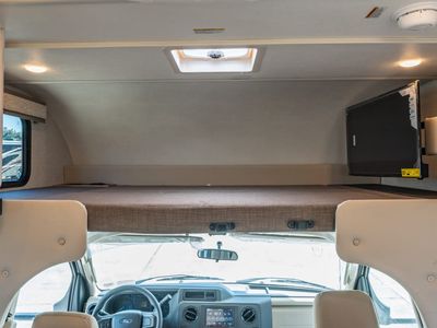 2026 Thor Motor Coach CHATEAU - Photo 4