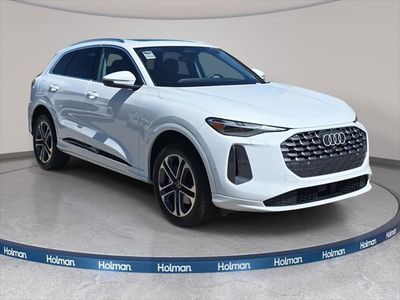 2025 Audi Q5 - Photo 3