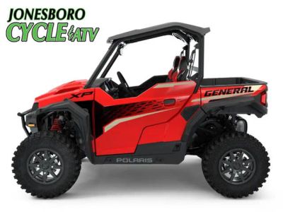 2025 Polaris® General XP 1000 Ultimate — front three-quarter view