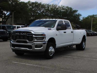 2026 RAM 3500 — detail view