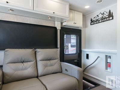 2026 Tiffin Motorhomes Allegro Open Road - Photo 13