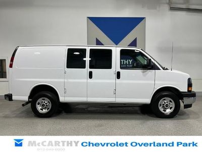2024 GMC Savana Cargo 2500 - Photo 4